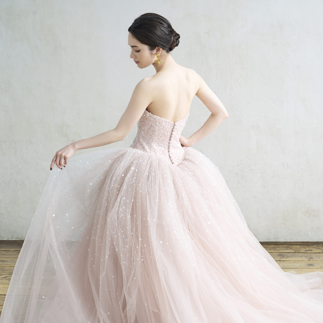 2022 C0LLECTION_Aurora